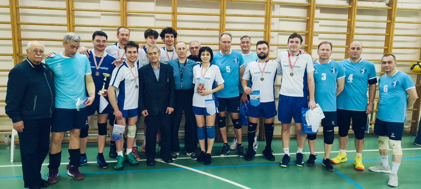 команда адвокатов