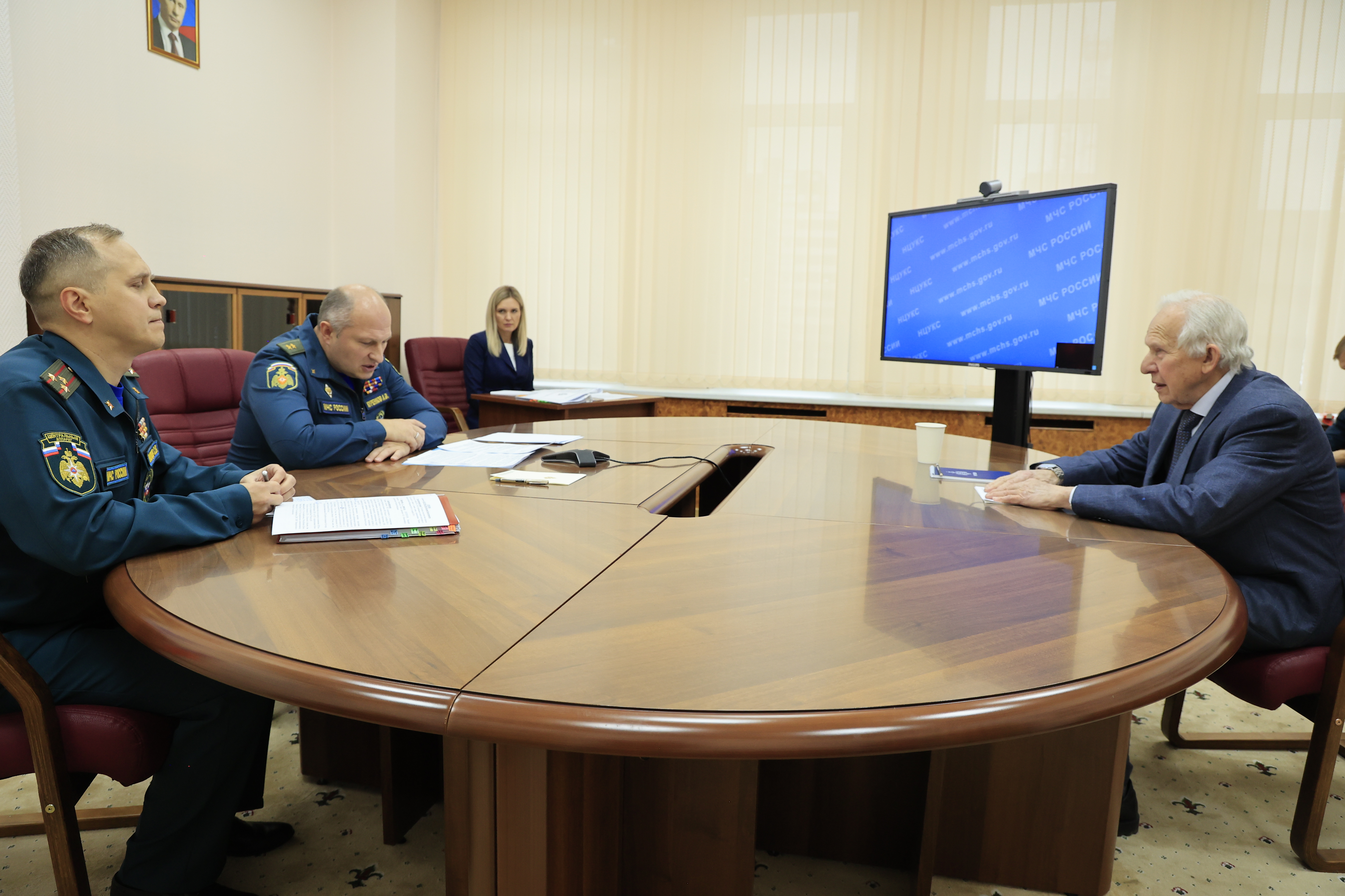 на приёме у Министра МЧС России на приёме у Министра МЧС России